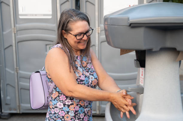 Best Handicap porta potty rental  in Akron, IA